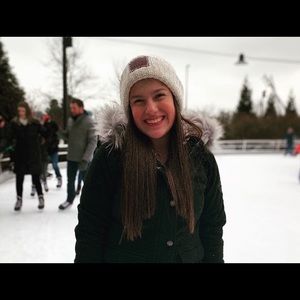 Meet your Posher, Emma